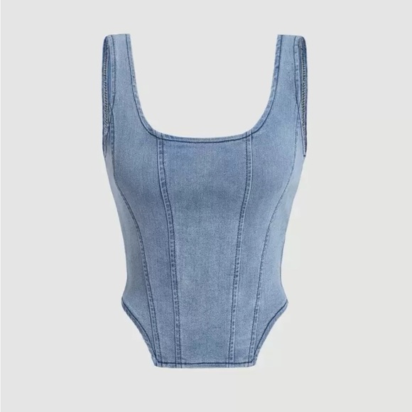 Tops - NWOT Blue Denim Cropped Paneled Fitted Sleeveless Bodice Style Zip Top